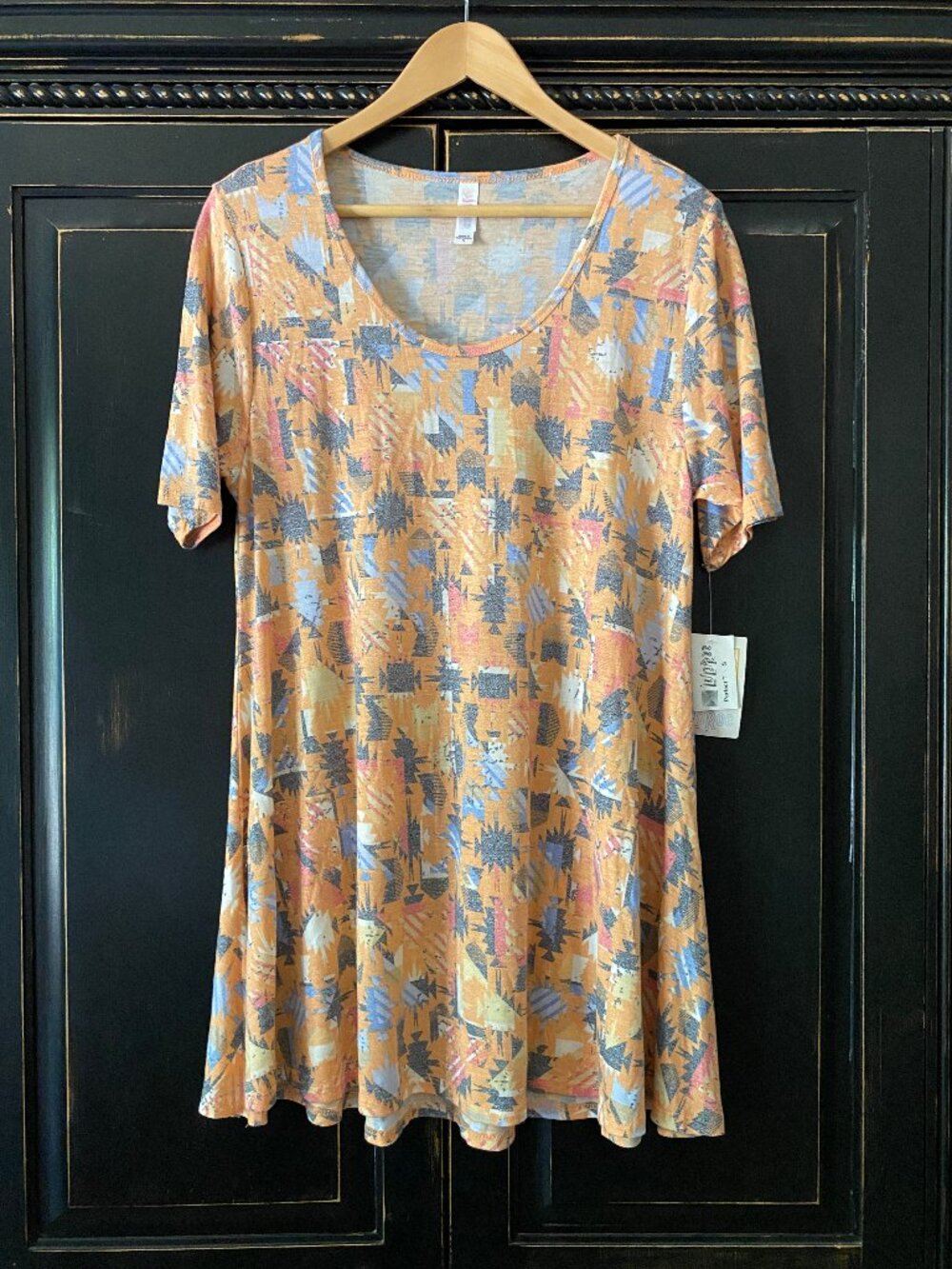 LuLaRoe Perfect T - Orange Southwestern Geometric Swing Tunic Top - Size S (NWT)
